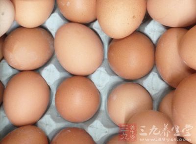 雞蛋1個，土豆2個