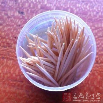 微波爐加熱2-5分鐘，用牙簽插入若沒有面糊沾粘即可