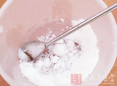 金龍魚多用粉、鹽、白糖、干酵母