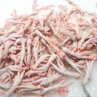 雞爪適量、泡椒適量、生姜適量