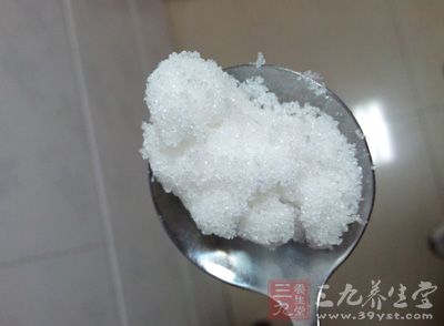 驢肋肉1000克,醬油200克,甜面醬30克,精鹽5克,白糖7克 驢肋肉1000克,醬油200克,甜面醬30克,精鹽5克,白糖7克