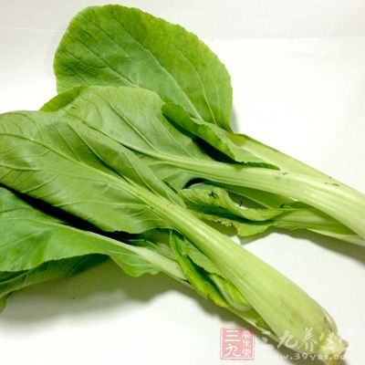 精面粉500克,豬肥瘦肉300克,小白菜300克 精面粉500克,豬肥瘦肉300克,小白菜300克