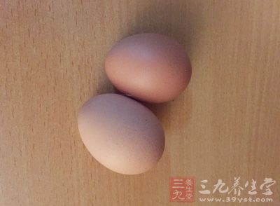 面粉、雞蛋、酵母、糖、鹽、水、玉米油 面粉、雞蛋、酵母、糖、鹽、水、玉米油