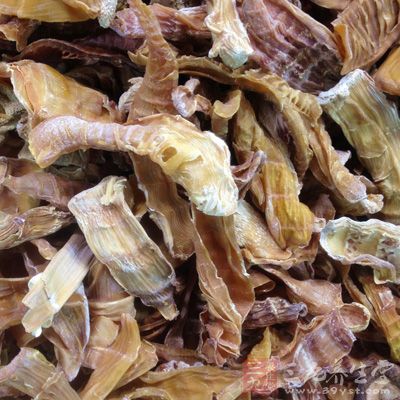 半片鴨、筍干、姜、料酒