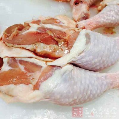 雞腿、洋蔥、鹽焗雞粉、黑胡椒、蜂蜜 雞腿、洋蔥、鹽焗雞粉、黑胡椒、蜂蜜