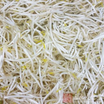 肉末,米豆腐,綠豆芽,香菇,蝦米,魚香葉,香蔥 肉末,米豆腐,綠豆芽,香菇,蝦米,魚香葉,香蔥