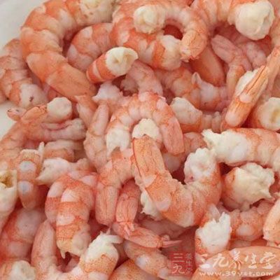 面粉100g、韓國泡菜80g、蝦仁6只、雞蛋1個