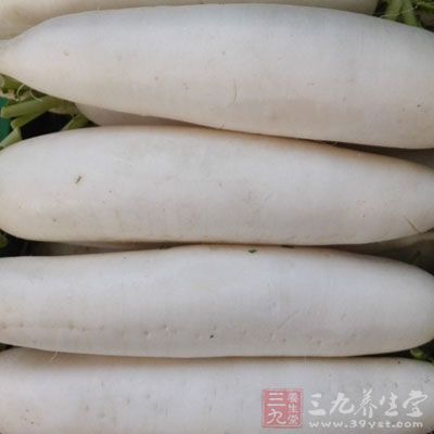 白蘿卜200g、蘑菇80g、海蝦100g