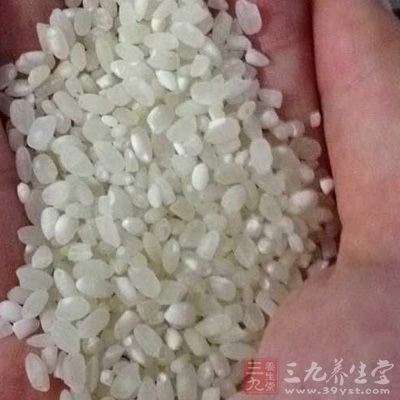 青江菜300公克，米3杯，豬高湯3杯，開陽2大匙