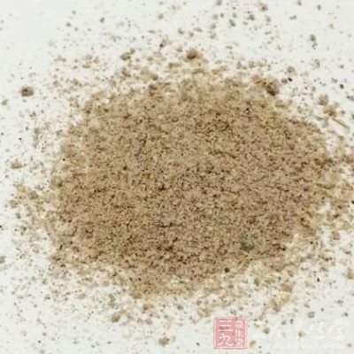 辣椒、生姜、胡椒、大蒜、大蔥、小豆蔻、茴香、蕪荽等