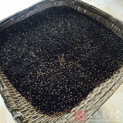 芝麻、鹽、料酒、生抽