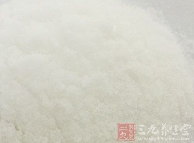 穿心蓮250克,白糖,蘋果醋,鹽,芝麻油 穿心蓮250克,白糖,蘋果醋,鹽,芝麻油