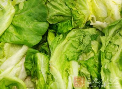生菜葉，西紅柿1片，沙拉醬