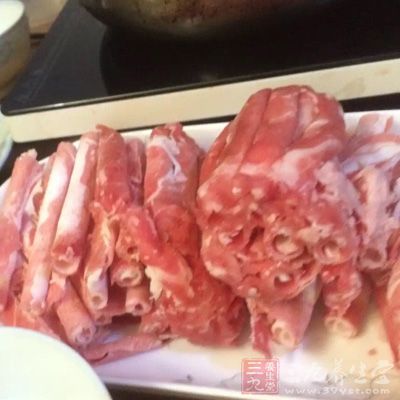 羊肉羊肉鮮嫩，營養價值高