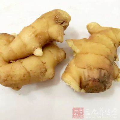 香菇,姜,蔥,清水適量,米,雞精,鹽 香菇,姜,蔥,清水適量,米,雞精,鹽
