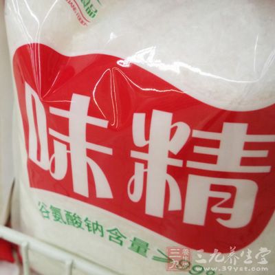 龍崗雞4LB，蔥，姜，鹽，味精