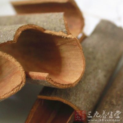 排骨,茴香,桂皮,姜片,花椒,鹌鹑蛋,冰糖,玫瑰腐乳,料酒 排骨,茴香,桂皮,姜片,花椒,鹌鹑蛋,冰糖,玫瑰腐乳,料酒