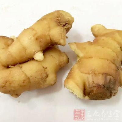 紅面番鴨半只,老姜數片,米酒2瓶,胡麻油1/2碗 紅面番鴨半只,老姜數片,米酒2瓶,胡麻油1/2碗