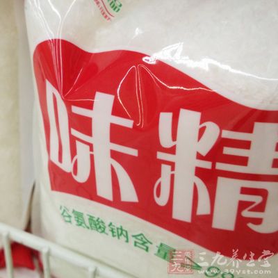 食用油500克、醬油1大匙、味精2小匙