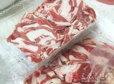 羊肉250克，栗子肉100克