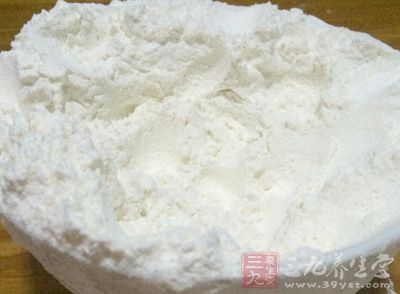 新鮮蘑菇(切片)、百裡香、洋蔥末、面粉