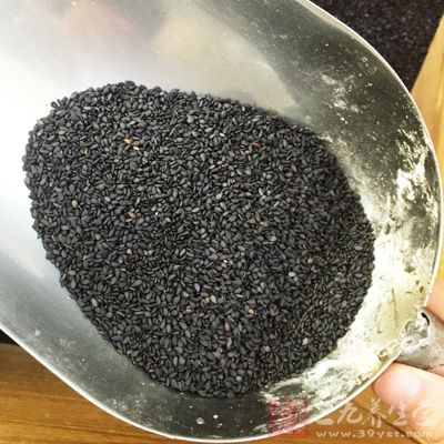 豬肋排1000克,澄面50克,雞蛋1個,芝麻 豬肋排1000克,澄面50克,雞蛋1個,芝麻