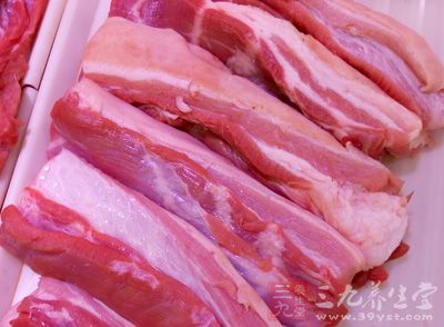 五花肉,雞蛋,蔥姜,料酒,生抽,蚝油,冰糖 五花肉,雞蛋,蔥姜,料酒,生抽,蚝油,冰糖