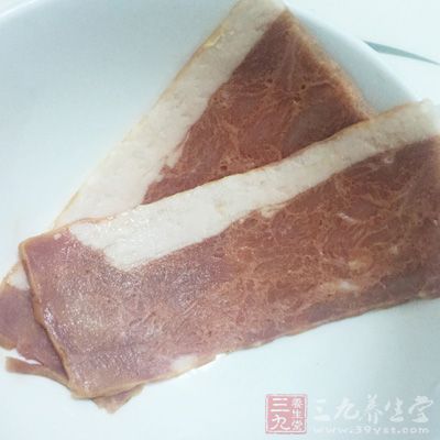 培根150g，法式面包5個，古力也奶酪150g