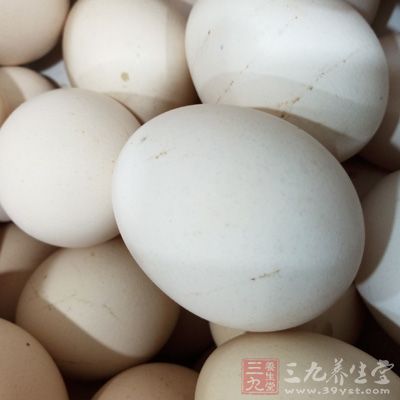 高筋面粉250克,細砂糖38克,鹽3克,雞蛋38克 高筋面粉250克,細砂糖38克,鹽3克,雞蛋38克