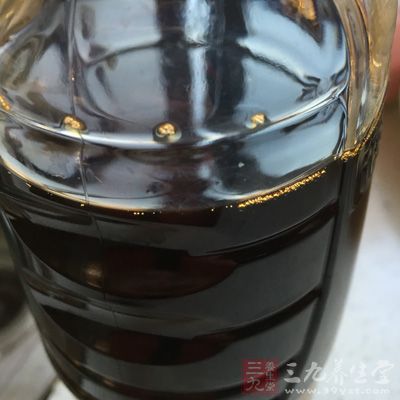 牛肉500克，醬油150克，大蔥7克，姜7克