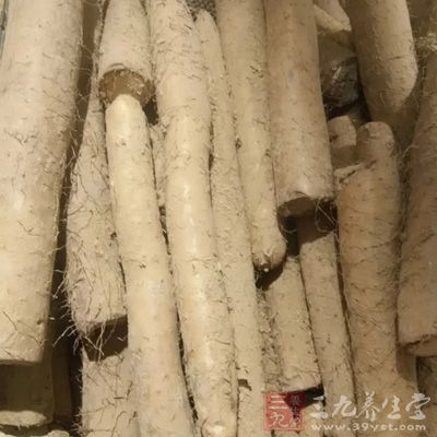 鮮蝦去皮250克,脆山藥1節,番茄醬2勺 鮮蝦去皮250克,脆山藥1節,番茄醬2勺