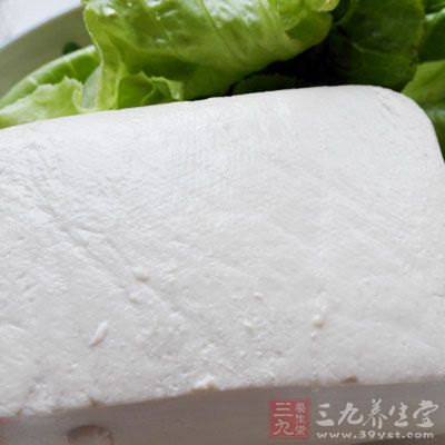 再把豆腐回鍋加入1勺開水