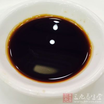 醬油，味精、辣椒調汁，做調料，食用