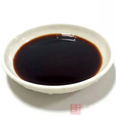 醬油3克，鹽2克