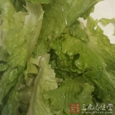火鍋底料，潮州牛肉丸1斤，午餐肉，生菜