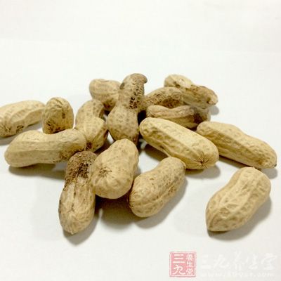 豬腸1條,花生3大匙,蝦米2大匙,紅蔥頭2大匙 豬腸1條,花生3大匙,蝦米2大匙,紅蔥頭2大匙