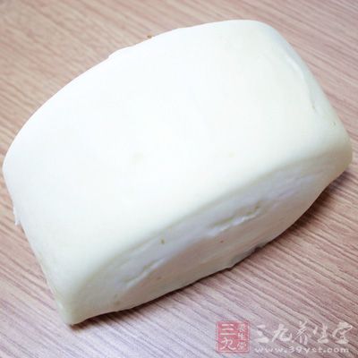 馬蹄4個、饅頭半個