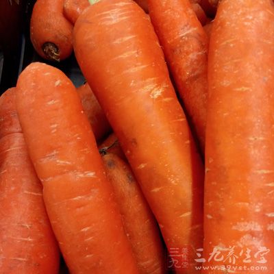 胡蘿卜2根,菜花1-2個,卷心菜1-2個,豇豆若干根 胡蘿卜2根,菜花1-2個,卷心菜1-2個,豇豆若干根