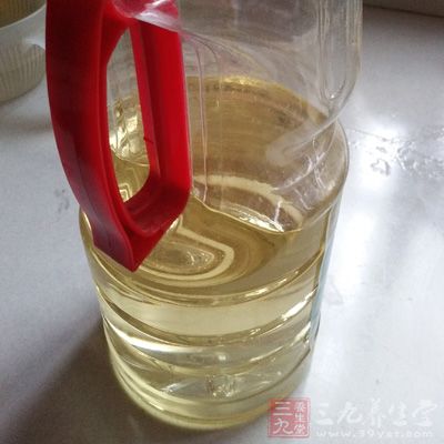 千頁豆腐200克、油適量、鹽適量、花椒粉適量、蔥5克、料酒1/2勺 千頁豆腐200克、油適量、鹽適量、花椒粉適量、蔥5克、料酒1/2勺