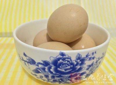 搾菜，肉絲，豌豆苗，雞蛋，濃湯寶，水澱粉，胡椒粉，芝麻香油