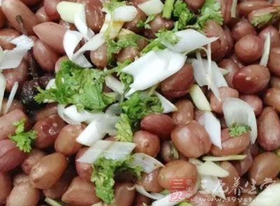 苦菊、熟花生米