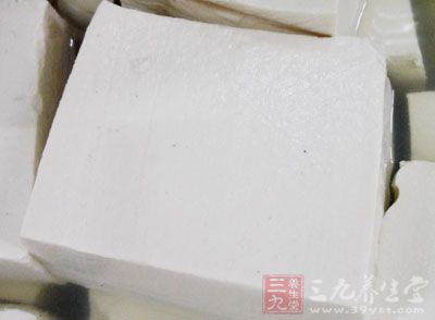 雪裡紅適量，約200克，豆腐一塊