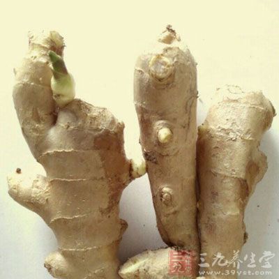北豆腐1盒，雪裡紅200克，速凍豌豆適量，姜5克