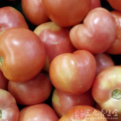 牛尾，番茄2個，藜麥50克