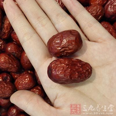 紅棗可以補虛益氣、美容養顏