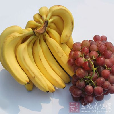 所以水果中通常吃起來酸酸的 所以水果中通常吃起來酸酸的