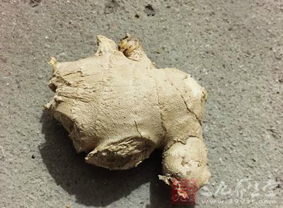 白菜，姜，蒜，蘋果，梨，辣椒面，鹽，白糖，味精