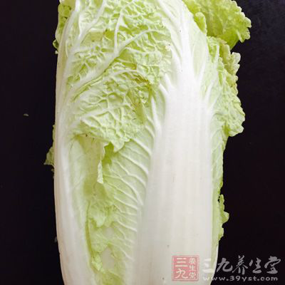 白菜，糯米粉5匙，姜，蒜，蘋果，辣椒面