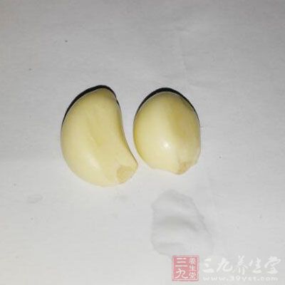 蒜2瓣並切成末