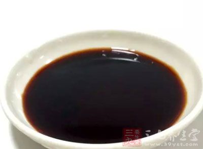 豬清油，醬油，醋，花椒水，紹酒